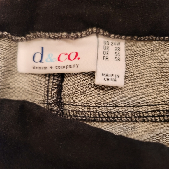 New! Ladies jeans - Picture 3 of 3